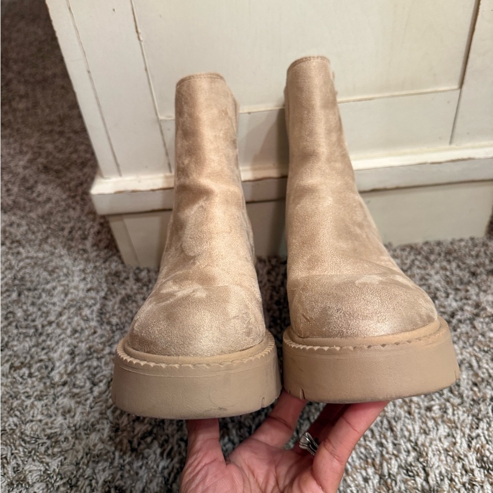 Madden Girl Platform Chelsea Boots - sand/beige - Picture 2 of 13